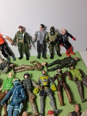 Toy Soldier 3 34 Inch Lot With Accessories.