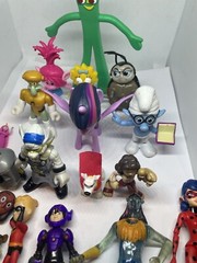 22 Piece Loose Toy Figure Lot Random Series Movies See Photos