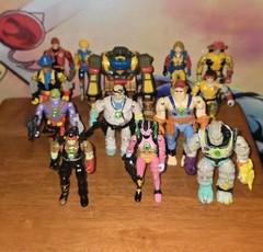 Vintage Bionic Six ljn Complete with Weapons Set of 13 Figures with 5 Card Backs