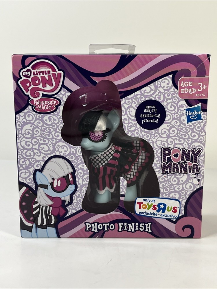 MLP Friendship is Magic Photo Finish Toys R Us exclusive new 2013 nib