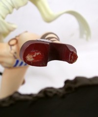 Queen’s Blade Menace E2042 Gathering Resin 1/8 Scale Statue Damaged