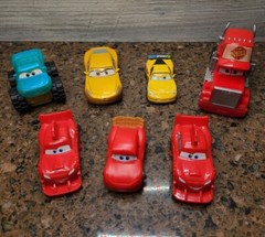Lot of 7 Disney Pixar plastic/die-cast Cars and Trucks