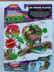 Teenage Mutant Mutant Ninja Turtles Big Mouth Playset Raphael NEW!!