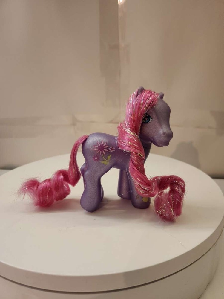 Hasbro My Little Pony G3 PETAL BLOSSOM 2003 Super Long Hair Pony