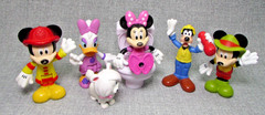 Disney Jr. Mickey Mouse Clubhouse Pals Mickey Minnie Goofy Daisy Snowpuff Toilet