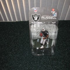 McFarlane 2008 JaMarcus Russell Oakland Raiders series 17 (rookie piece)