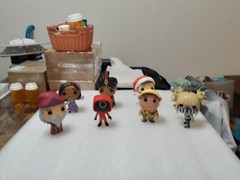 1 LOT OF 8 FUNKO POP MIXED CHARACTERS ORIGINAL ITEM GOOD FOR COLLECTION