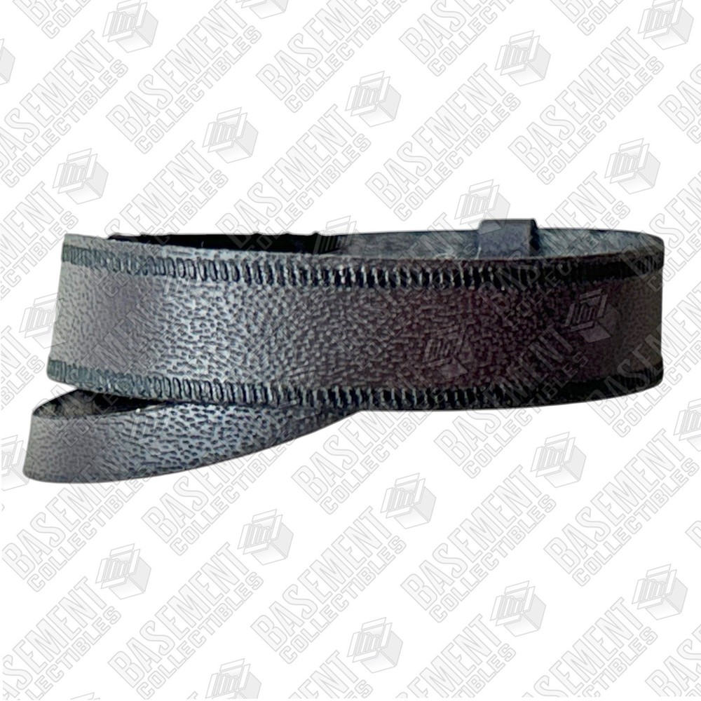 Mezco One:12 Conan Barbarian: War Paint – Faux Leather Belt 1:12 Scale Fodder