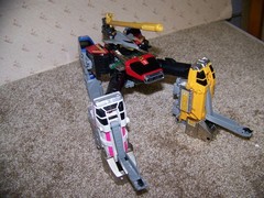 Power Rangers Lightspeed Rescue 2000 Deluxe Omega Megazord