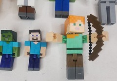 Lot of 8 Minecraft Figures Mattel Plus 3 Accessories Ore And Chest Puzzle