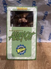 1999 ToyFare Exclusive Action Figure Alley Baggette is Alley Cat Wizard NIB