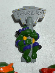 TEENAGE MUTANT NINJA TURTLES BADGE MICHELANGELO RAPHAEL BURGER KING DONATELLO