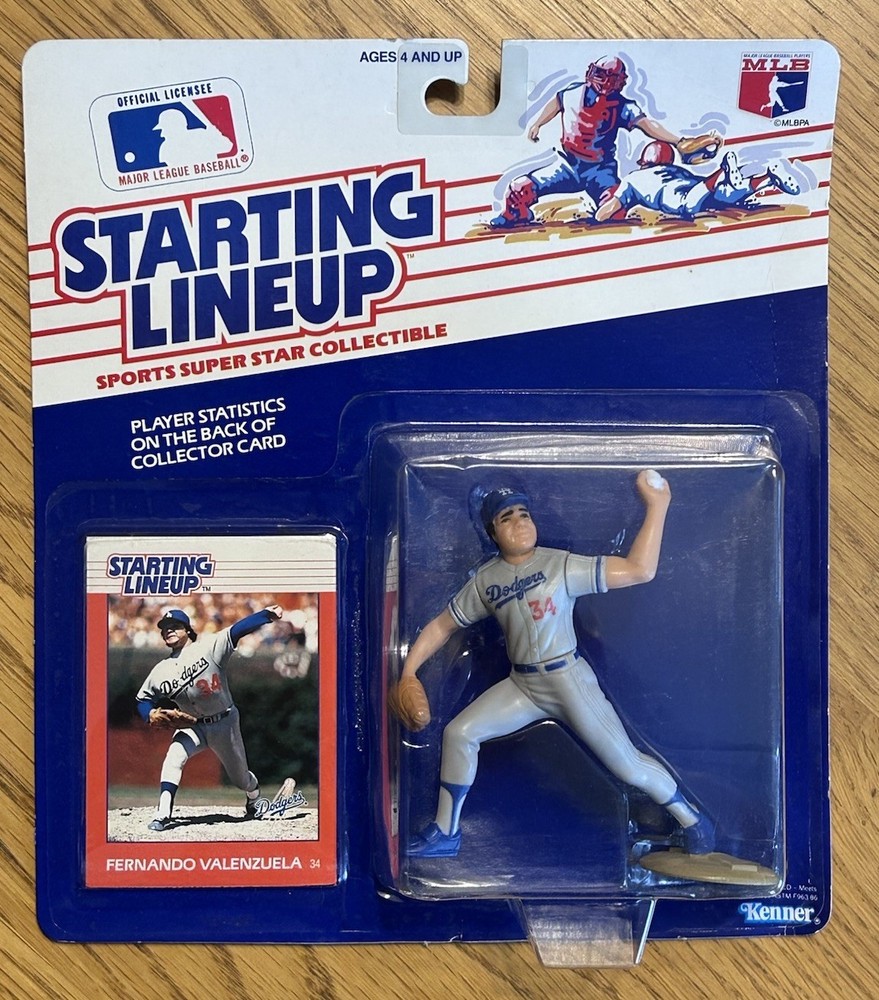 1988 Starting Lineup Fernando Valenzuela Los Angeles Dodgers SLU Figure Card MLB