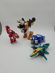 Dino Core Evolution 2 Mega D-Fighter Ultimate King Dino Transforming 4 In 1 Set