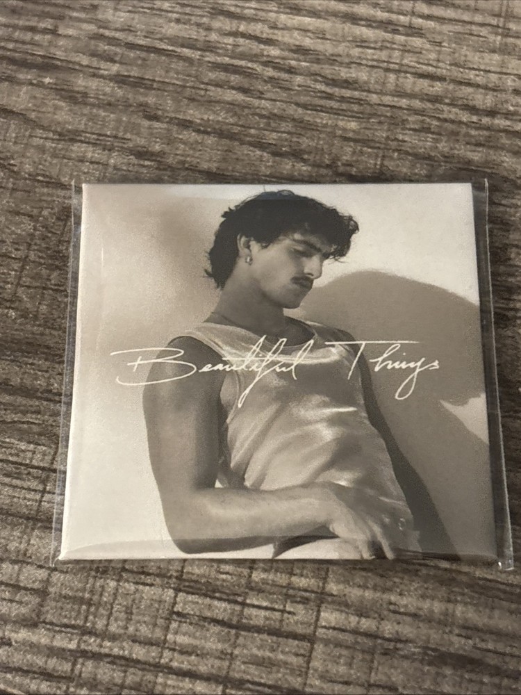 Zuru Mini Brands Really Works VINYL Records – Benson Boone Beautiful Thing