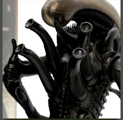 Alien – Big Chap Xenomorph 9″ Deluxe Vinyl Statue By Culture Fly NIB
