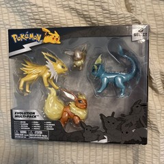 Pokemon Eevee Jolteon Vaporeon Flareon Select Evolution Multi Pack Action Figure