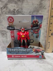Transformers Earthspark Smash to Change Terran Twitch Terran Jawbreaker