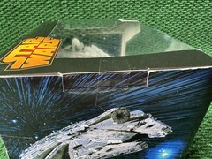 New Star Wars Disney Store Exclusive 8″ Die cast Millennium Falcon Space Ship