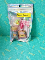 NEW MGA Miniverse Diner Series 1 – Banana Toast (Includes Original Resin)