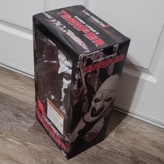 Mezco MDS Mega Scale Terrifier Art the Clown 15″ Talking Figure PRE-OWNED
