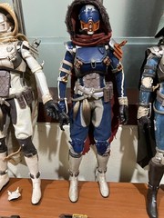 3A/ThreeA Destiny 1/6 Hunter (Chatterwhite/Autumn Splenor/Goldspiral Shader) Set