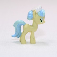 My Little Pony Nurse Snowheart Blind Bag Wave 9 Pony Figure Miniature Toy