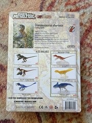 Beasts Of The Mesozoic Dromaeosaurus Albertensis 1/18 Scale