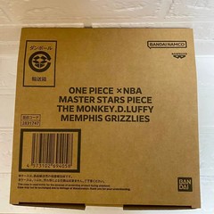 NEW ONE PIECE x NBA Luffy New York Knicks Master Stars Piece Figure