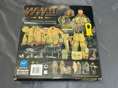 1/6 Scale WWII US Normandy Paratrooper Edward Stiner – NIB DID – *BR*