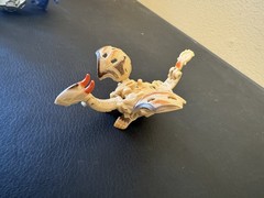 Bakugan Dharak 620G Tan Subterra Gundalian Invaders Battle Brawlers
