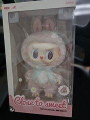 Mokoko Close to Sweet POP MART New- IN SEALED BOX