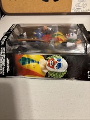 WWE Doink the Clown Jakks Classic Superstars Collector Series 2005 New in Box