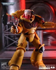 McFarlane Warhammer 40,000 Actionfigur Intercessor Sergeant (Imperial Fist) (Gol