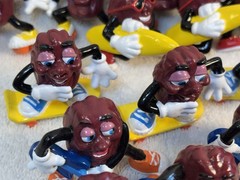 Vintage California Raisins Figures -Lot Of 24 In 6 Different Poses 1980’s