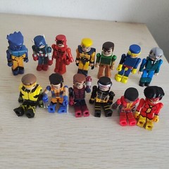 Lot 13 Marvel Minimates Spiderman Wolverine Captain Spider-woman Beast Sandman
