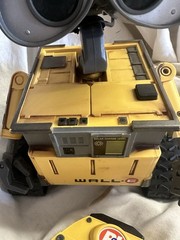 Disney Pixar Wall-E Thinkway Remote Control RC Toy w/Remote READ DETAILS