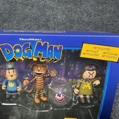 Jakks DOG MAN Supa Cool City Pack Figures Chief Dog Man Mayor Petey Flippy