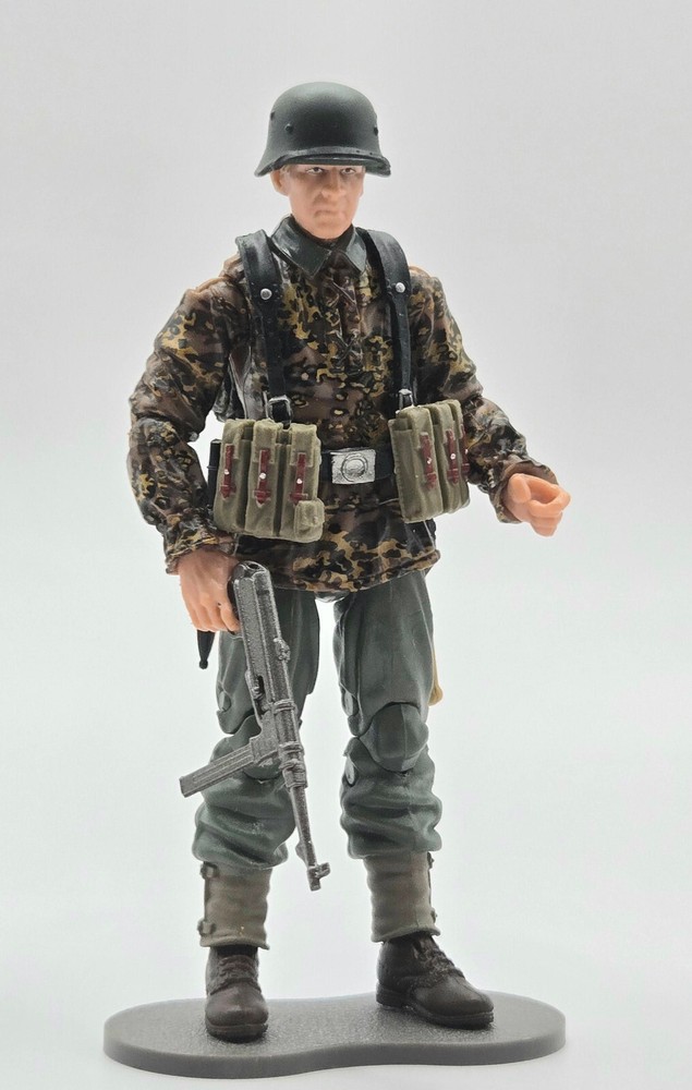 WWII – GERMAN PANZER GRENADIER w/ MP40 Marauder 1:18 Scale 4″ GI Joe Type Figure