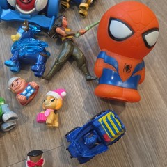 Mixed Lot Of 20 Toys Action Figure Toy Various Brands Heros Vehicle Hero