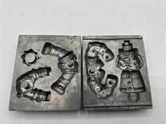 1993 TOYMAX METAL MONSTER MOLDS “ROBOT?”