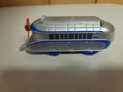 Thomas Trackmaster Battery Powered Hugo Blimp Train Works Runs Great