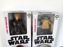 HASBRO STAR WARS Figures: Luke Skywalker b6333 & Mandalorian The Child F2832