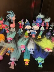Hasbro DREAMWORKS Trolls Movie Band Collectible Dolls Assorted Lot Of 50