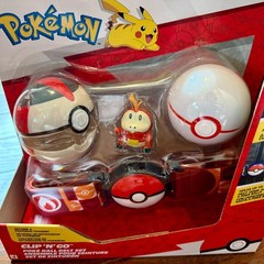Pokémon Clip N Go Poké Ball Belt Set Includes Fuecoco Figure & Poké Balls New
