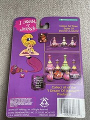 VINTAGE 1996 TRENDMASTERS I DREAM OF JEANNIE BLUE LOCKET MINI FIGURE NEW ON CARD