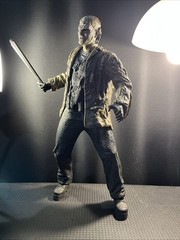 2005 NECA 19.5” tall FREDDY Vs. JASON VOORHEES Action Figure / Collectors