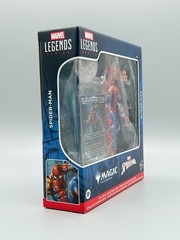 BATTLE-DAMAGED SPIDERMAN Marvel Legends 6” Magic Gathering with card NEW Parker