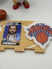5 Surprise Zuru NBA Ballers Series 2 – Jalen Brunson White Jersey