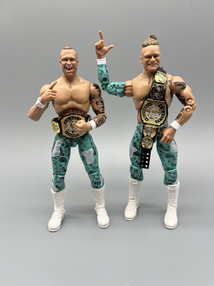 Open Loose Lot AEW Unmatched The Gunns Tag Team Colten & Austin Gunn with Belts